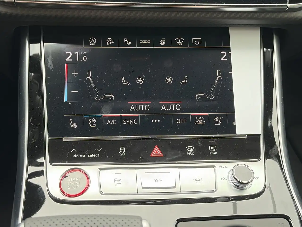 Audi SQ7 fotografie Audi SQ7