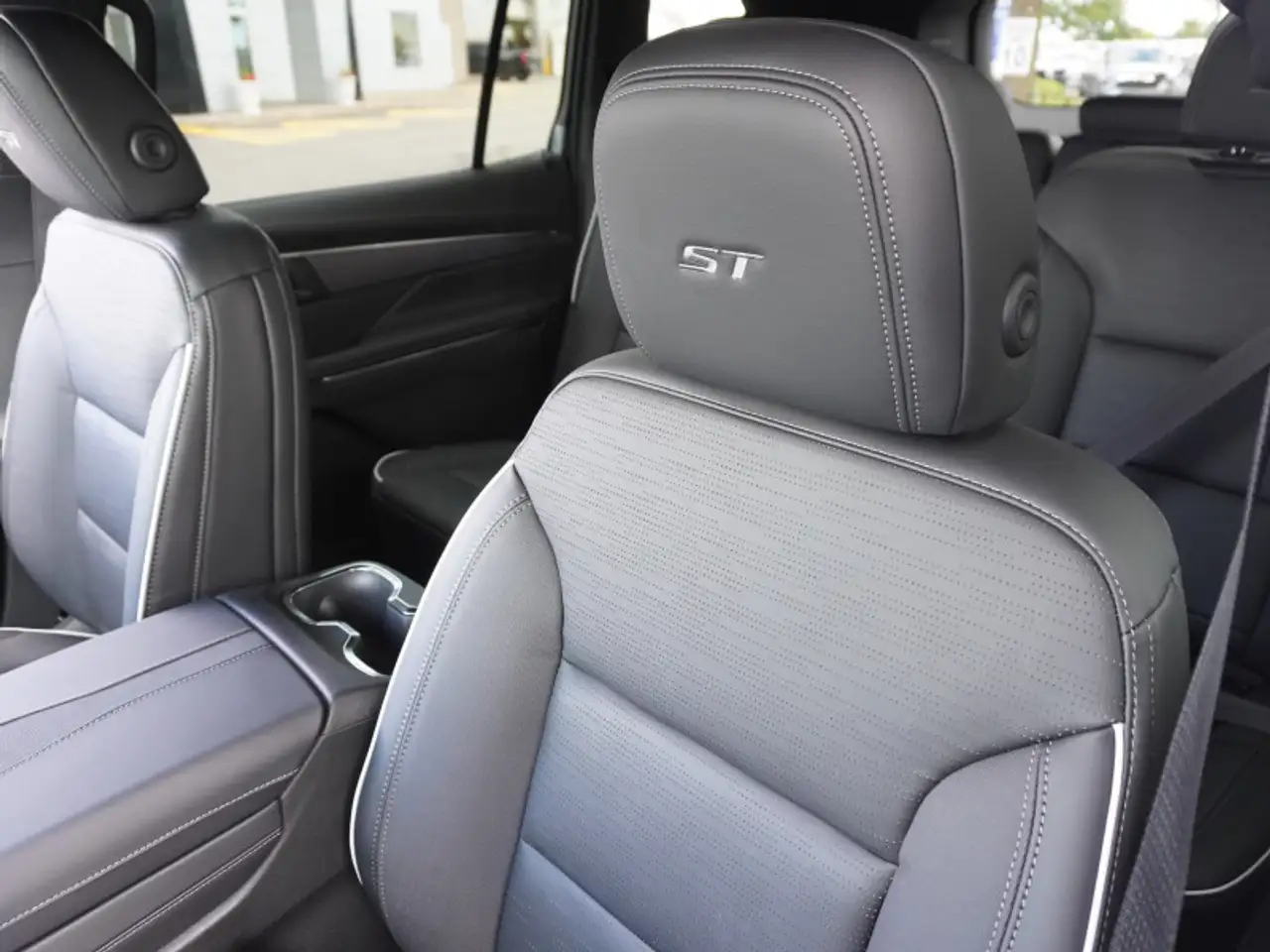 Buick Enclave photo Buick Enclave