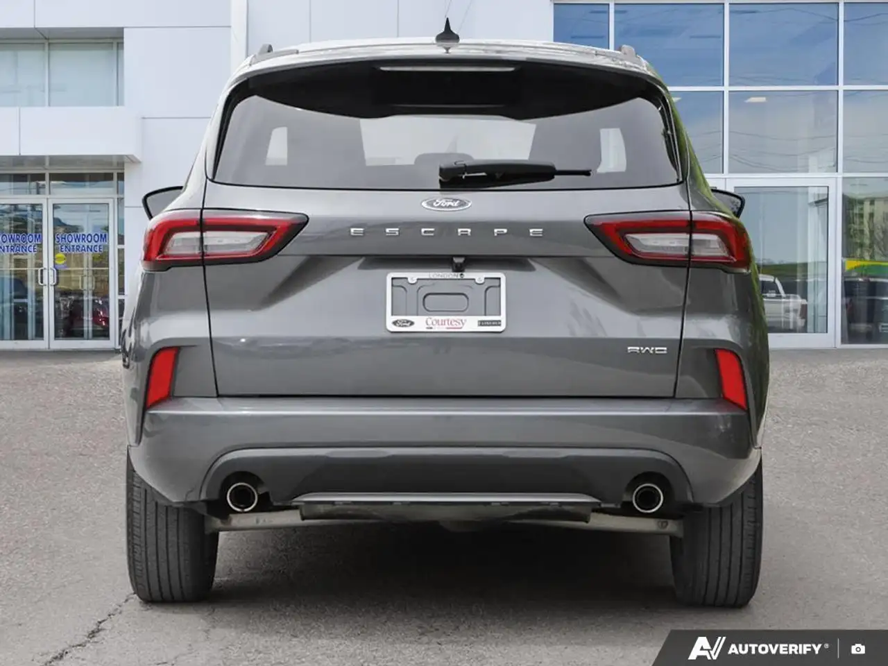 Ford Escape снимка Ford Escape