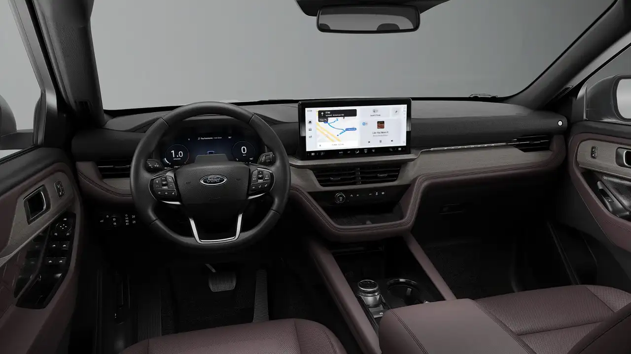 Ford Explorer photo Ford Explorer