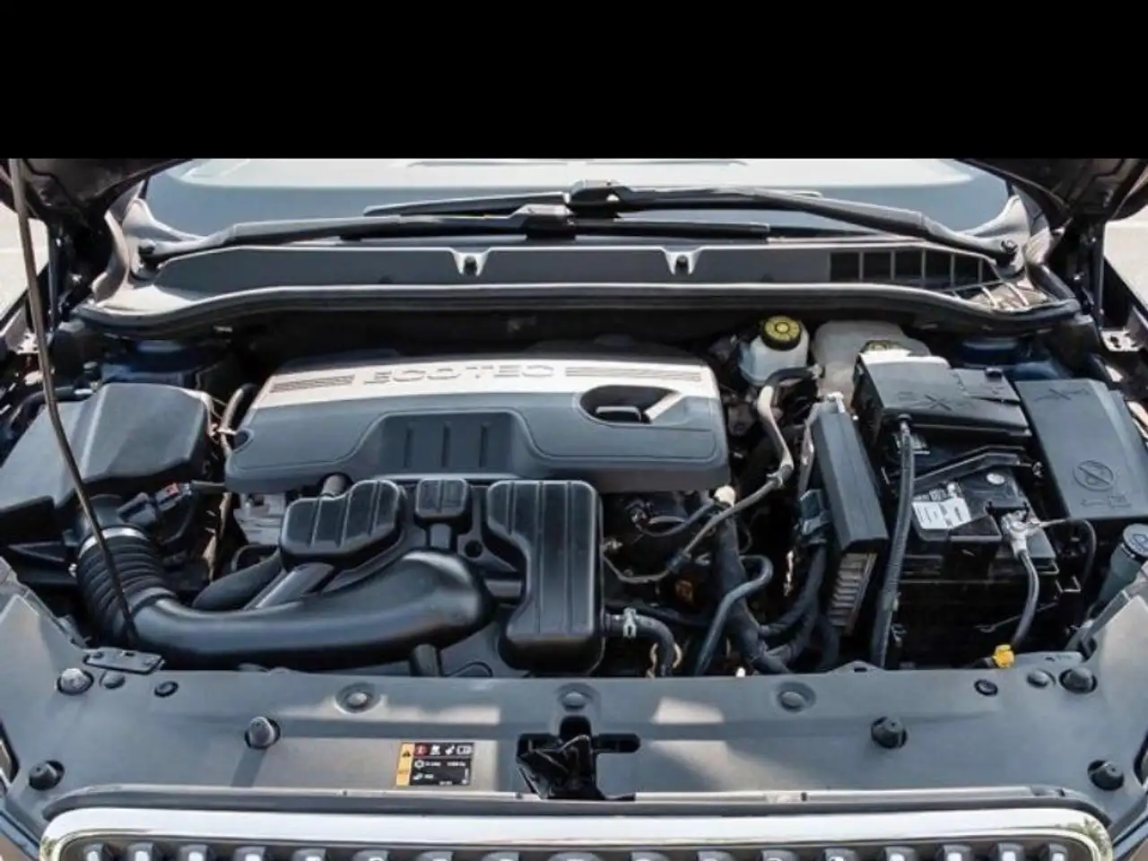 Buick Verano снимка Buick Verano