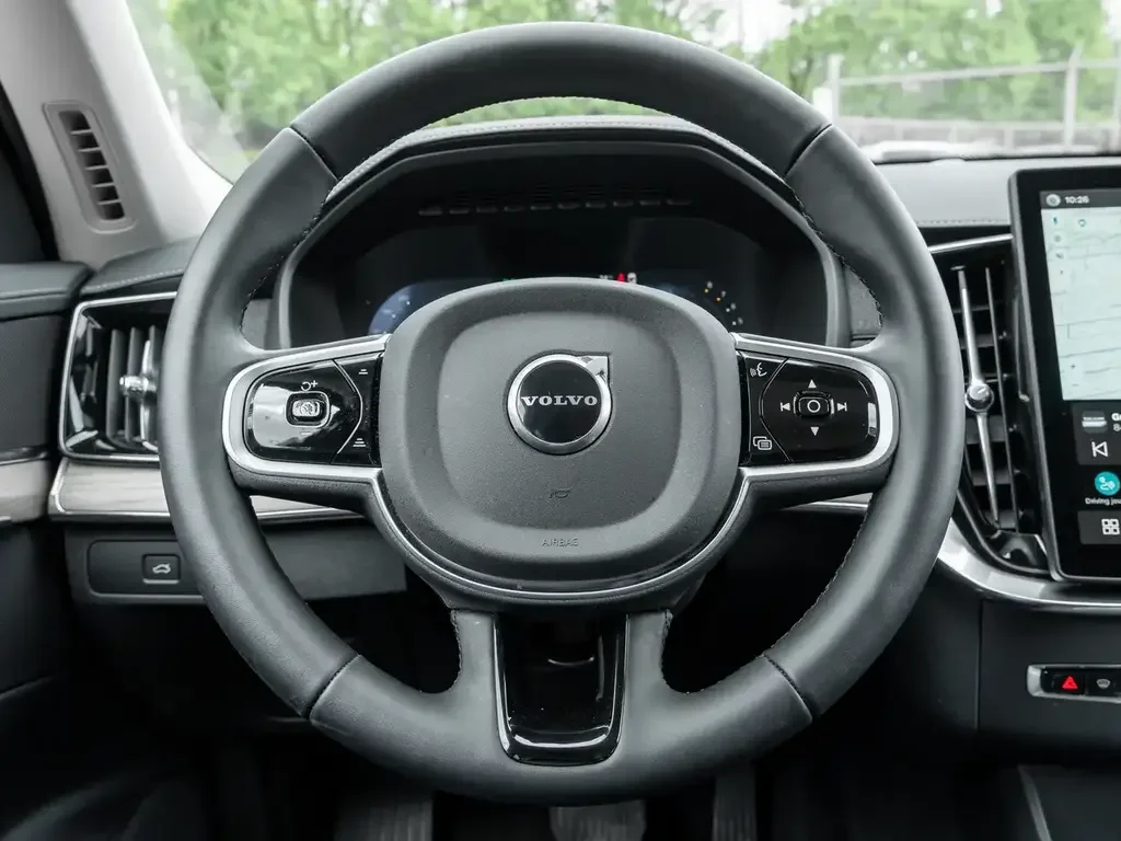 Volvo XC90 photo Volvo XC90