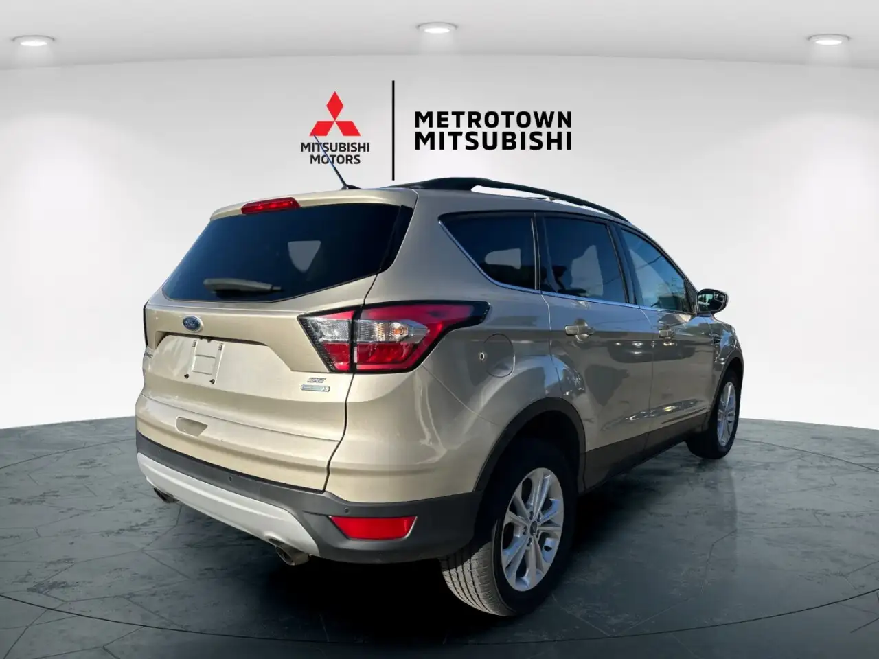 Ford Escape снимка Ford Escape