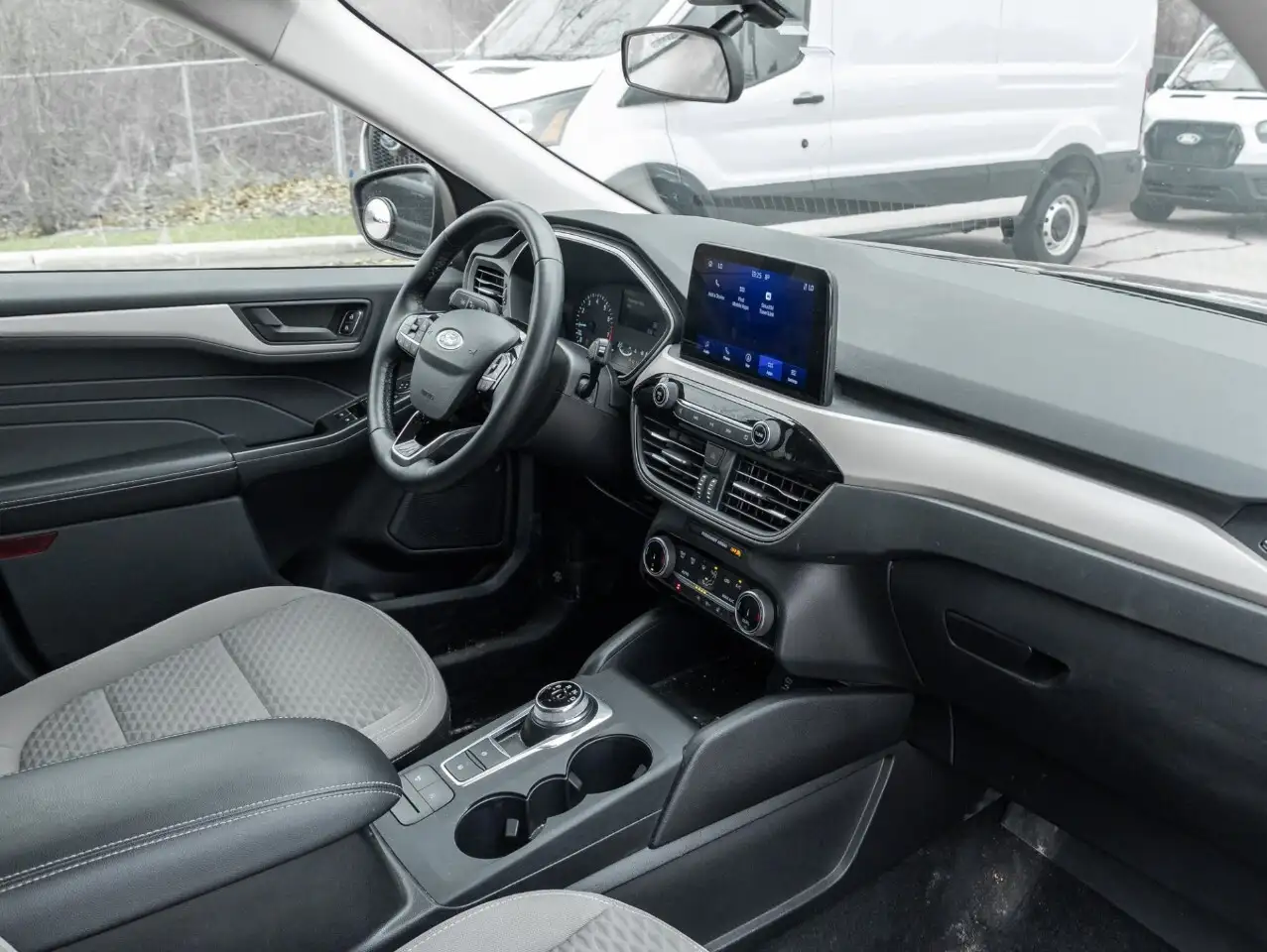 Ford Escape снимка Ford Escape