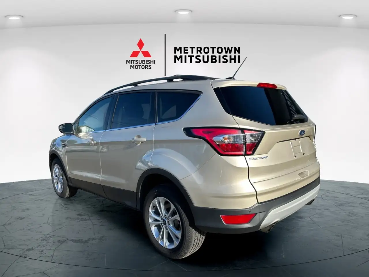 Ford Escape снимка Ford Escape