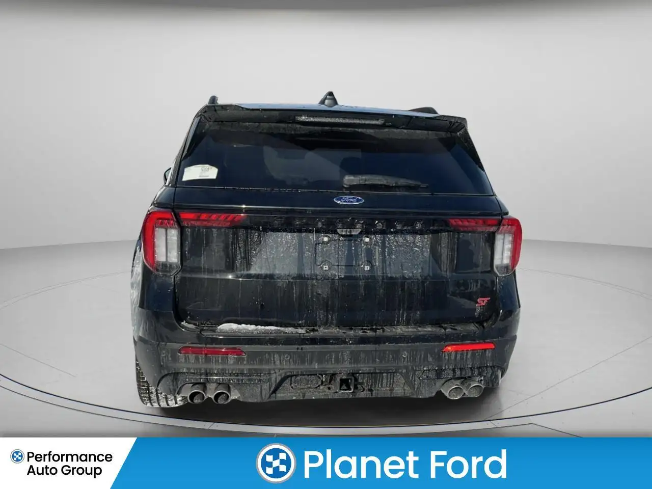 Ford Explorer снимка Ford Explorer