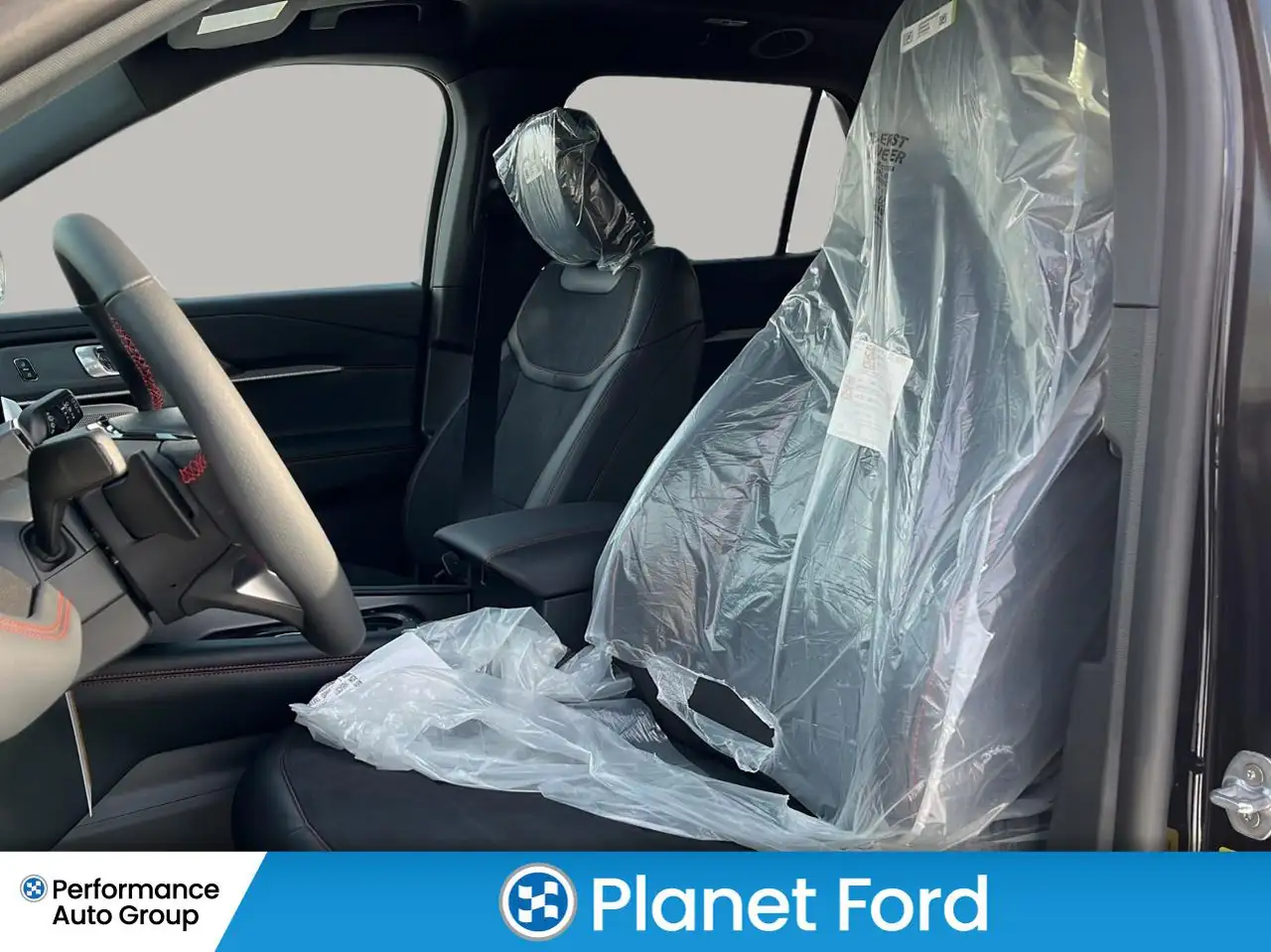 Ford Explorer снимка Ford Explorer