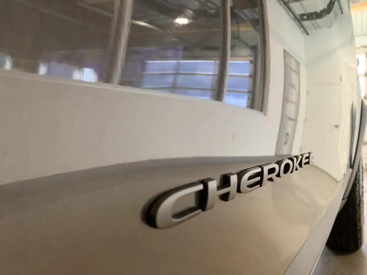 Jeep Cherokee снимка Jeep Cherokee