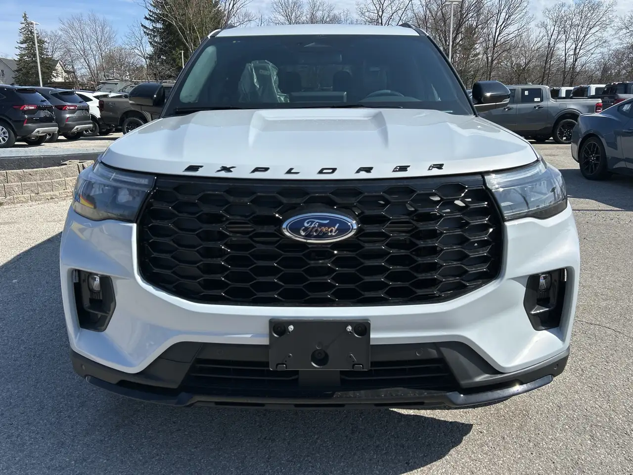 Ford Explorer photo Ford Explorer