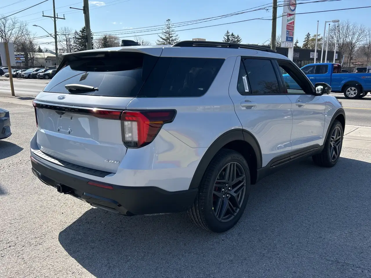 Ford Explorer photo Ford Explorer