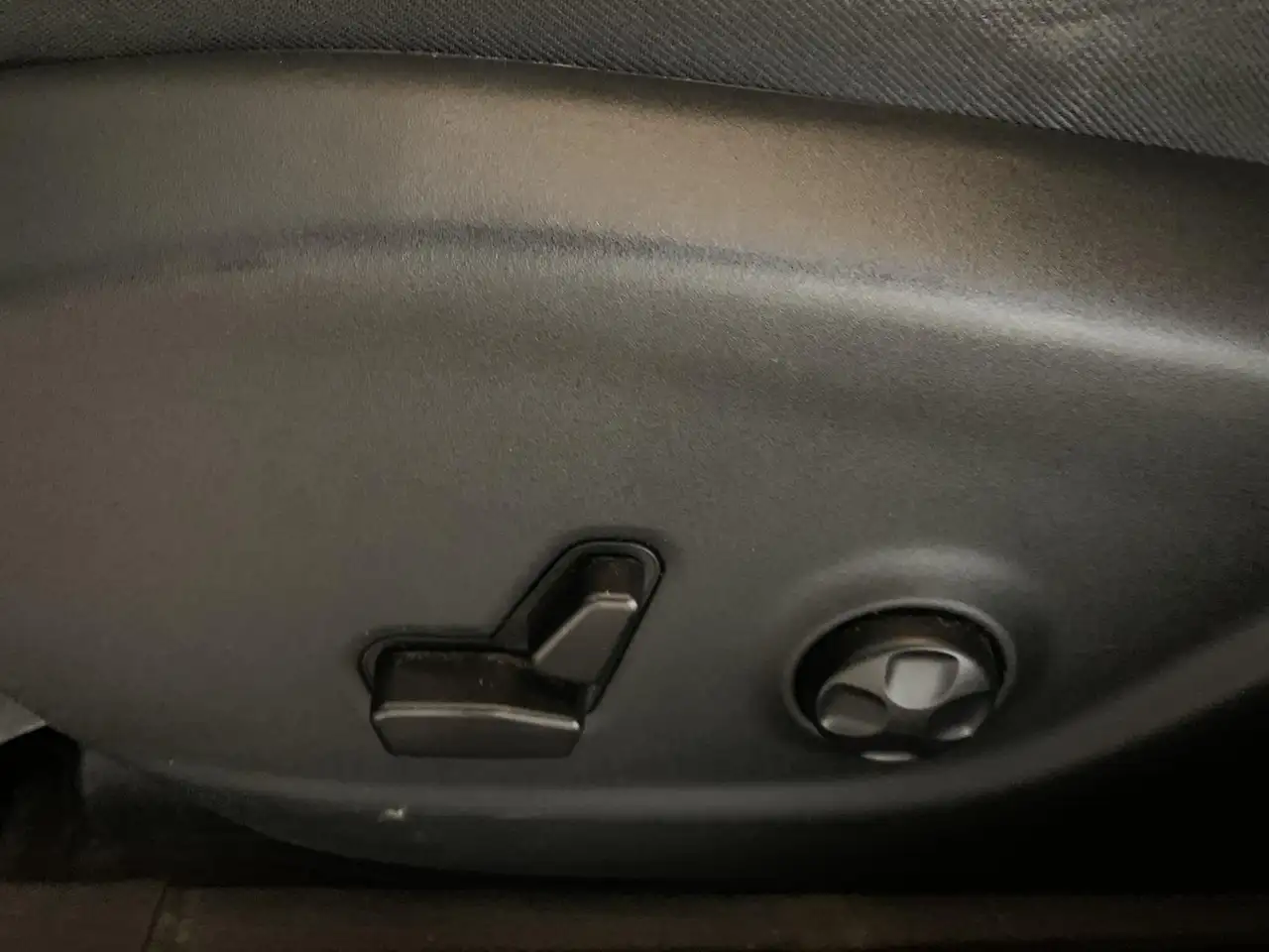 Jeep Cherokee снимка Jeep Cherokee