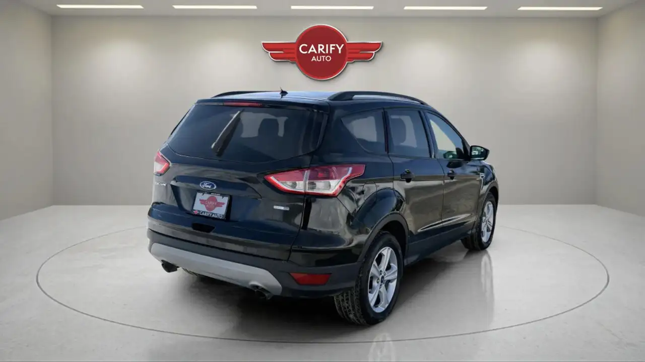 Ford Escape photo Ford Escape