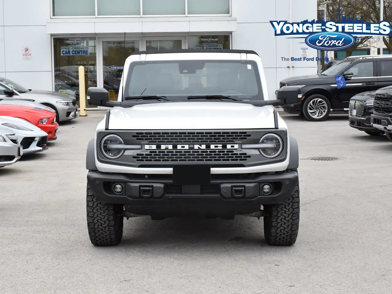 Ford Bronco photo Ford Bronco