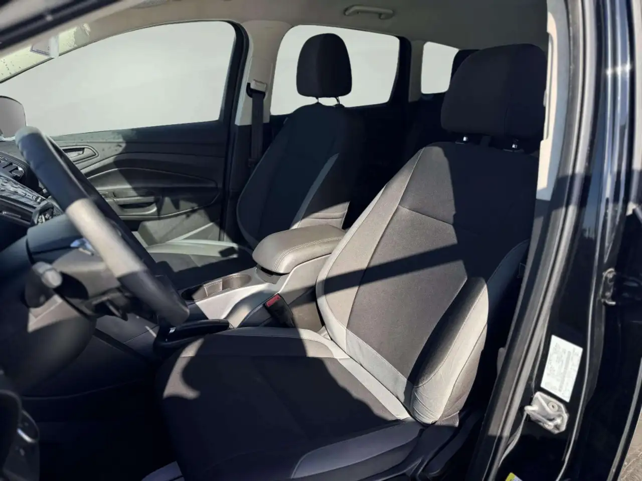 Ford Escape photo Ford Escape