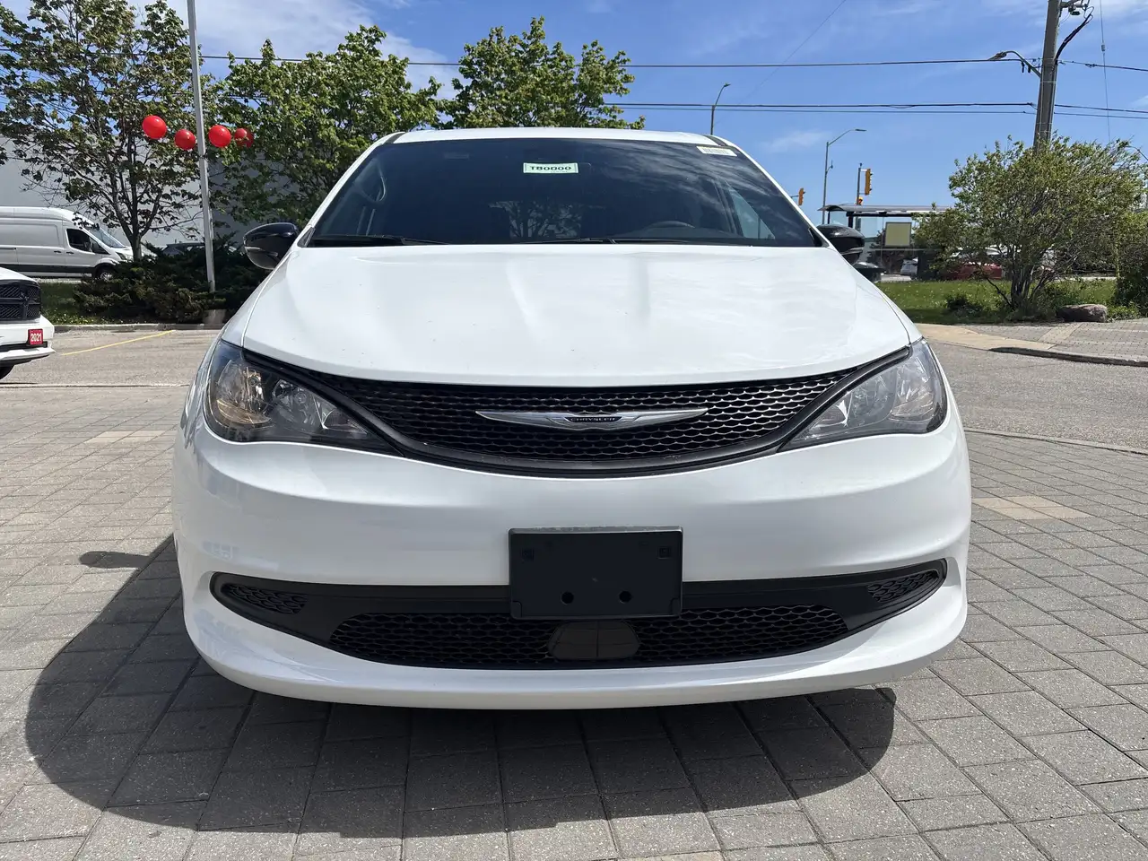 Chrysler Grand Caravan снимка Chrysler Grand Caravan