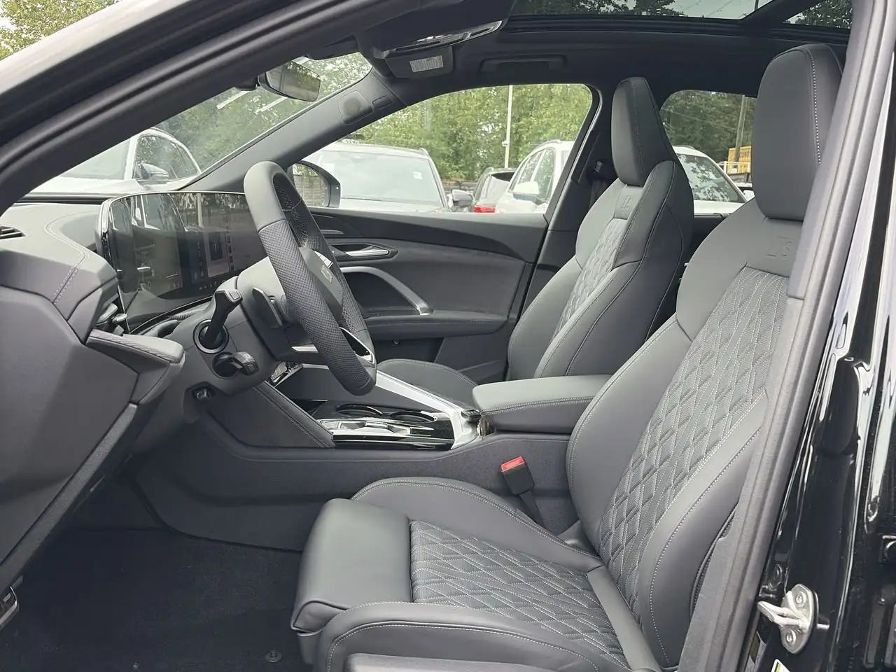 Audi SQ5 photo Audi SQ5