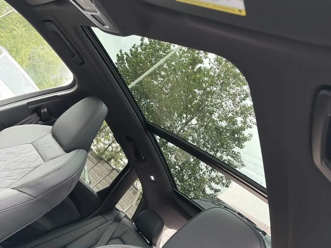 Audi SQ5 photo Audi SQ5