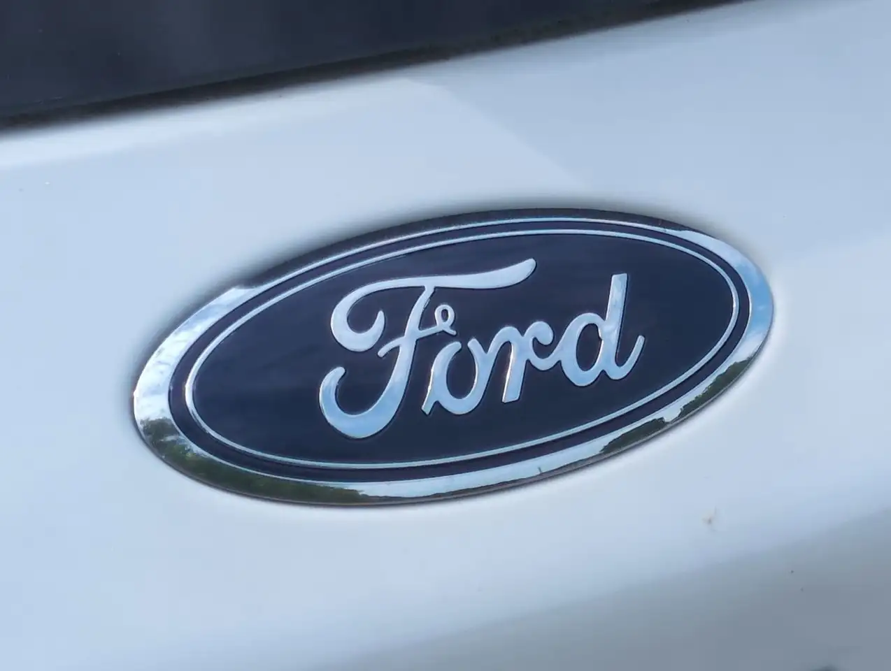 Ford Escape photo Ford Escape