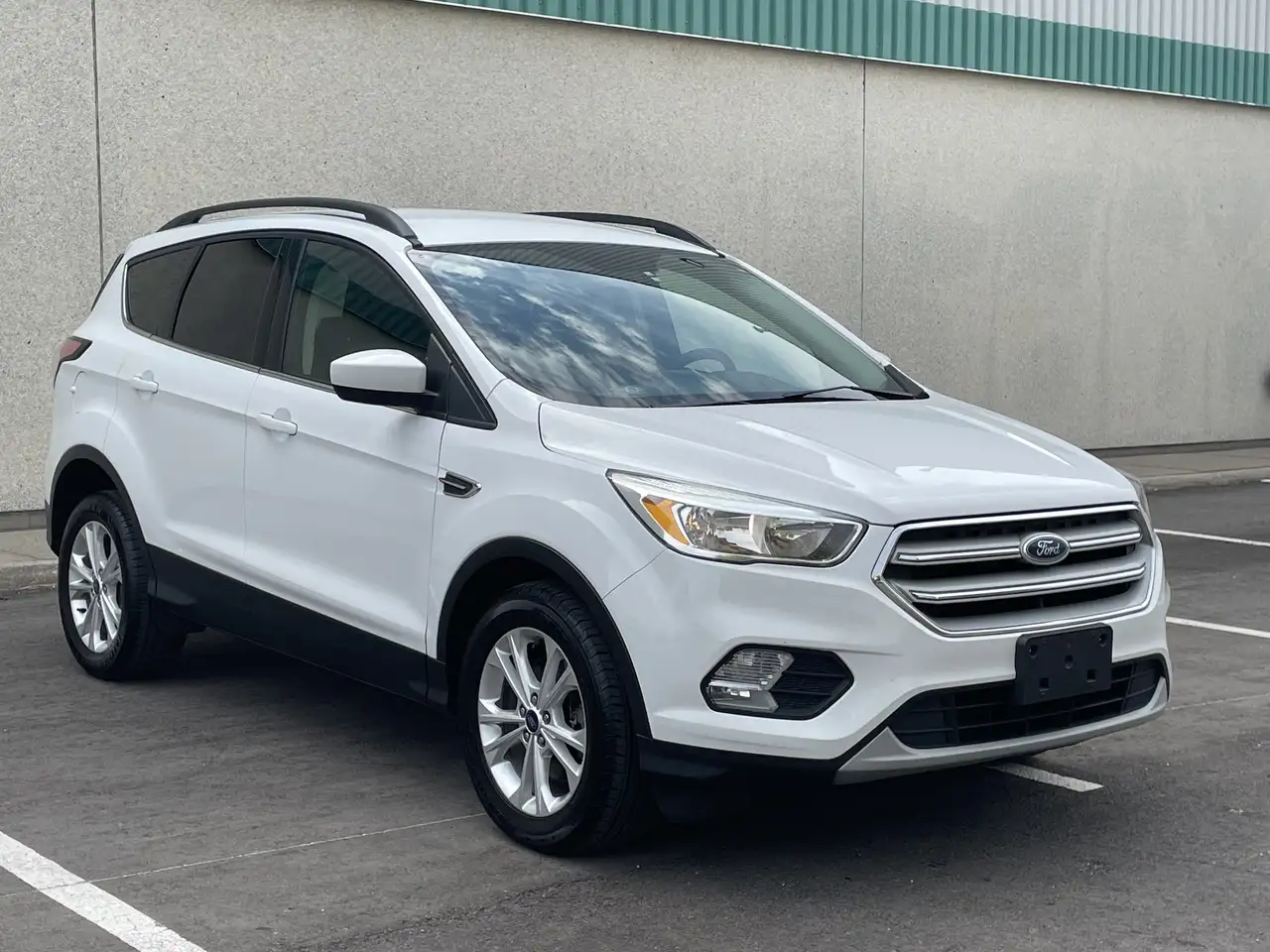Ford Escape photo Ford Escape