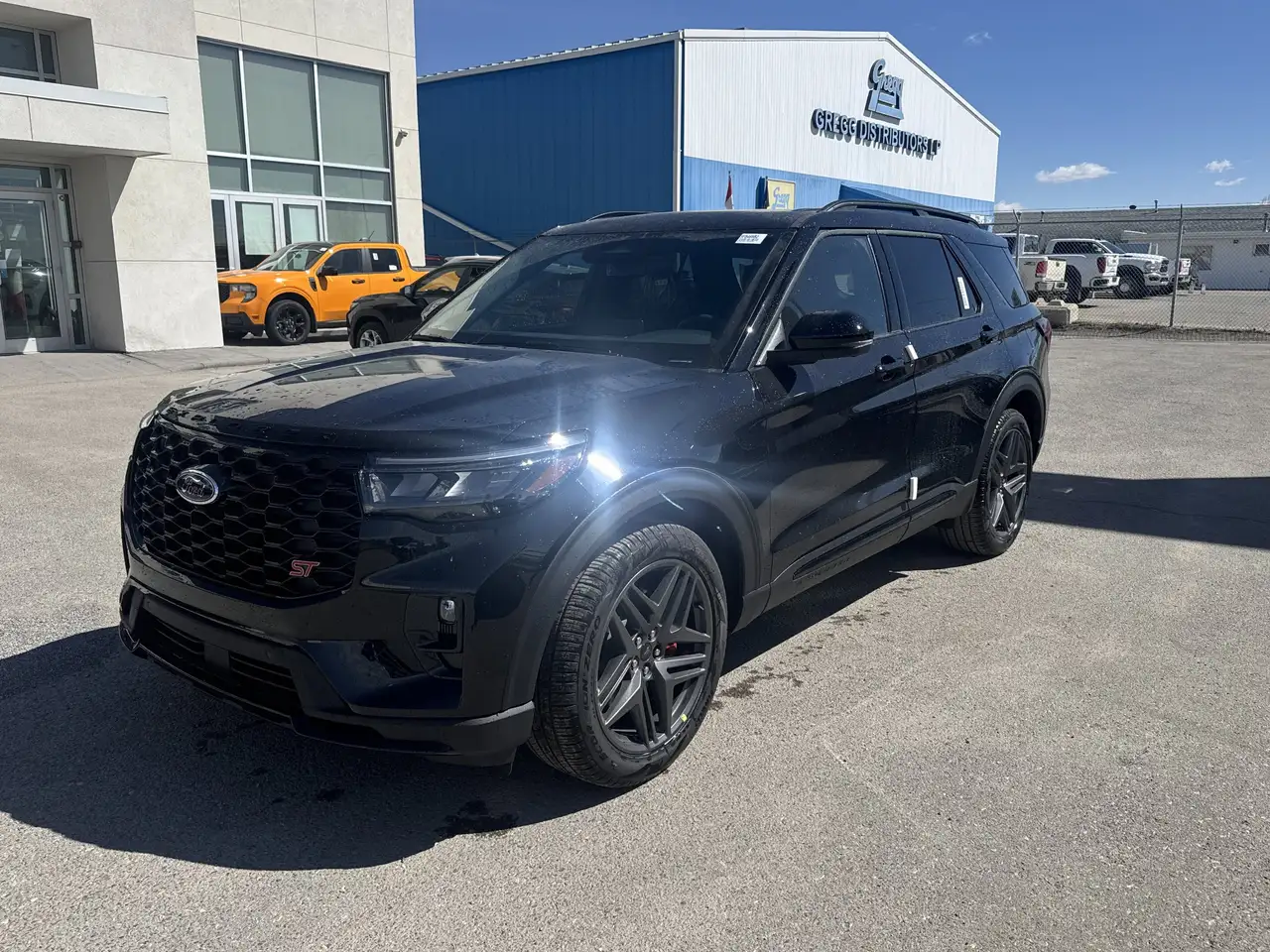 Ford Explorer снимка Ford Explorer
