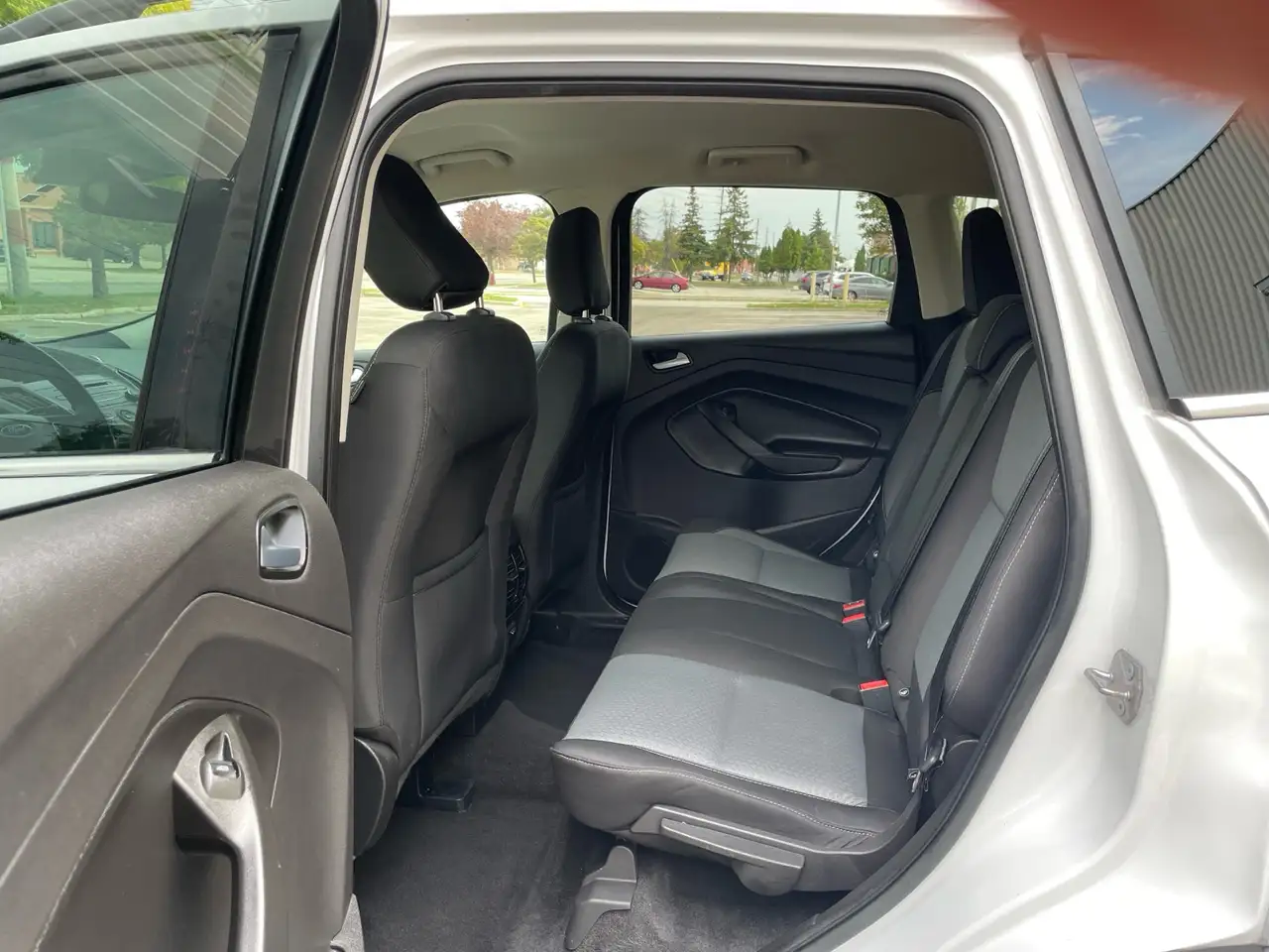 Ford Escape photo Ford Escape