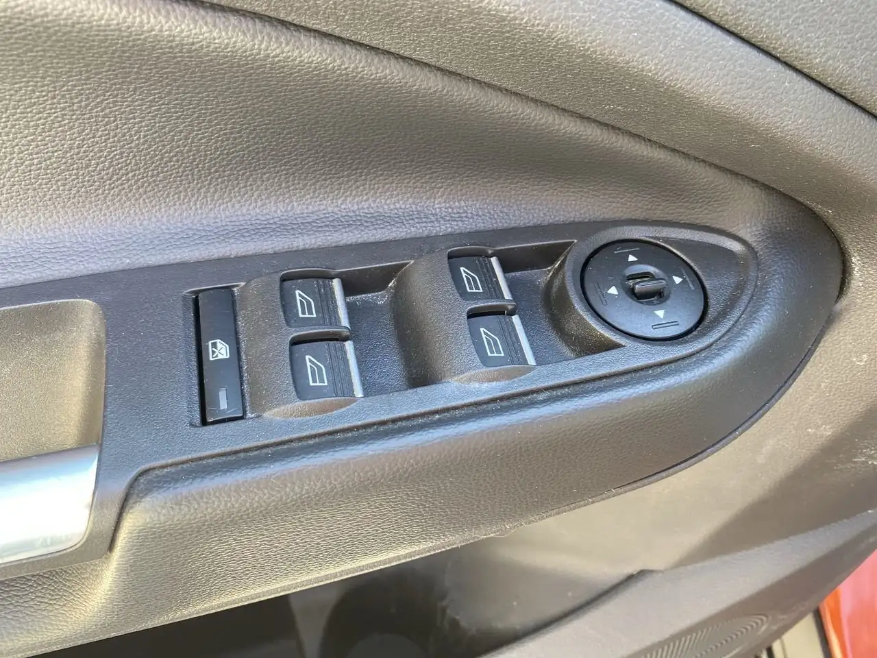 Ford Escape photo Ford Escape