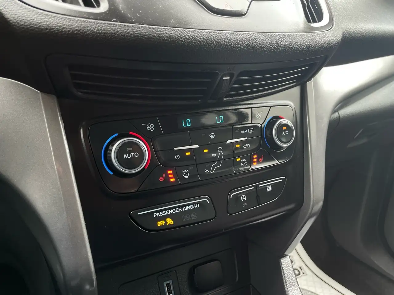 Ford Escape photo Ford Escape