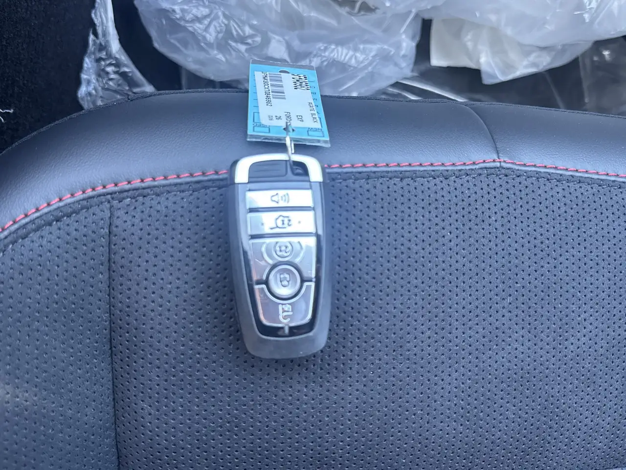 Ford Explorer снимка Ford Explorer