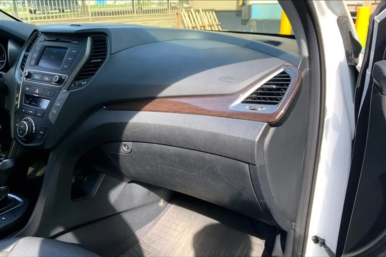 Hyundai SANTA FE снимка Hyundai SANTA FE