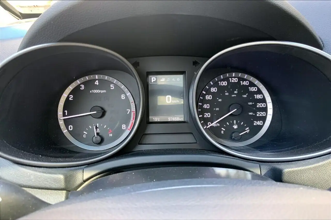 Hyundai SANTA FE снимка Hyundai SANTA FE