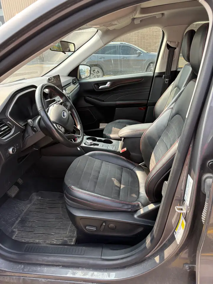 Ford Escape photo Ford Escape