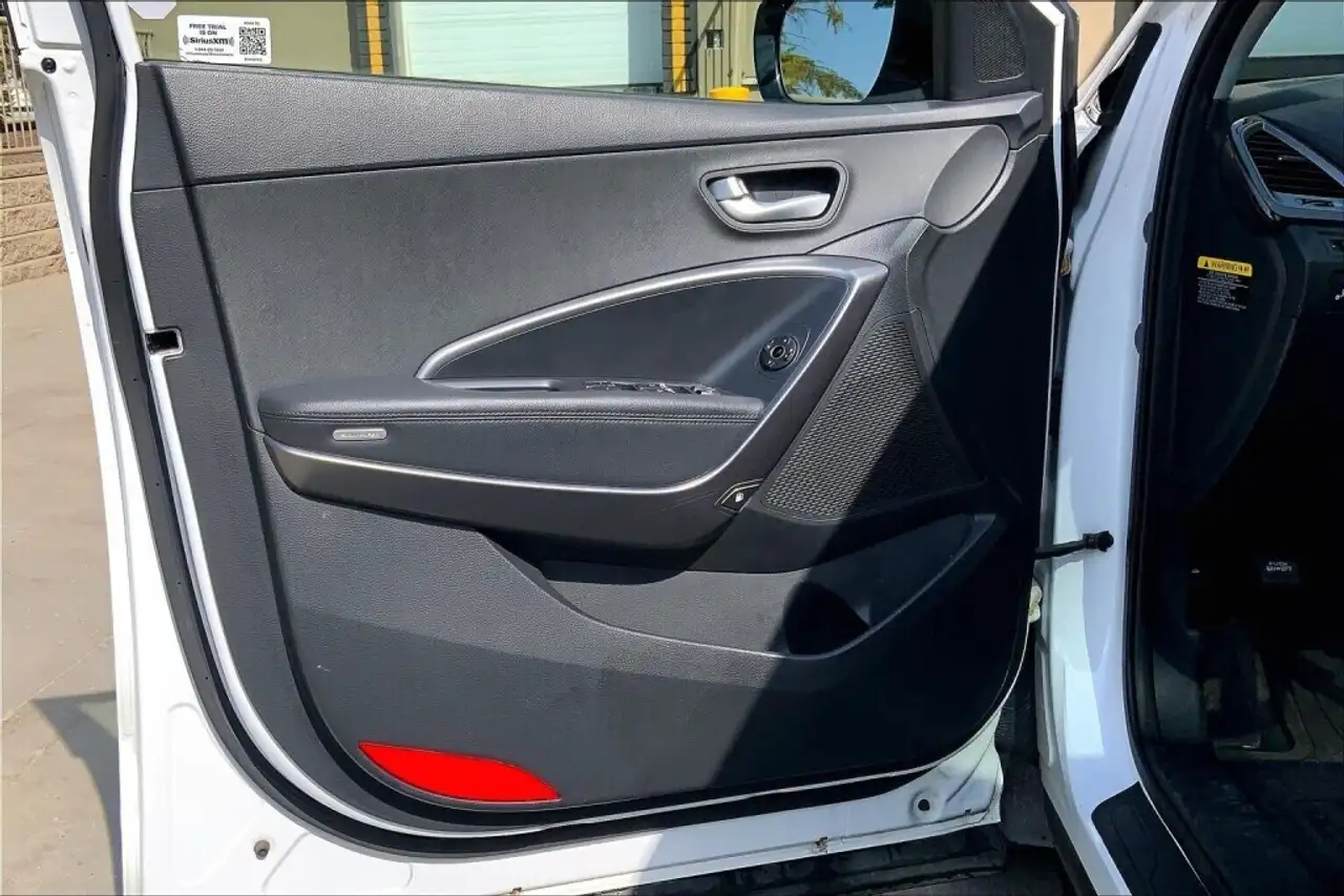 Hyundai SANTA FE снимка Hyundai SANTA FE