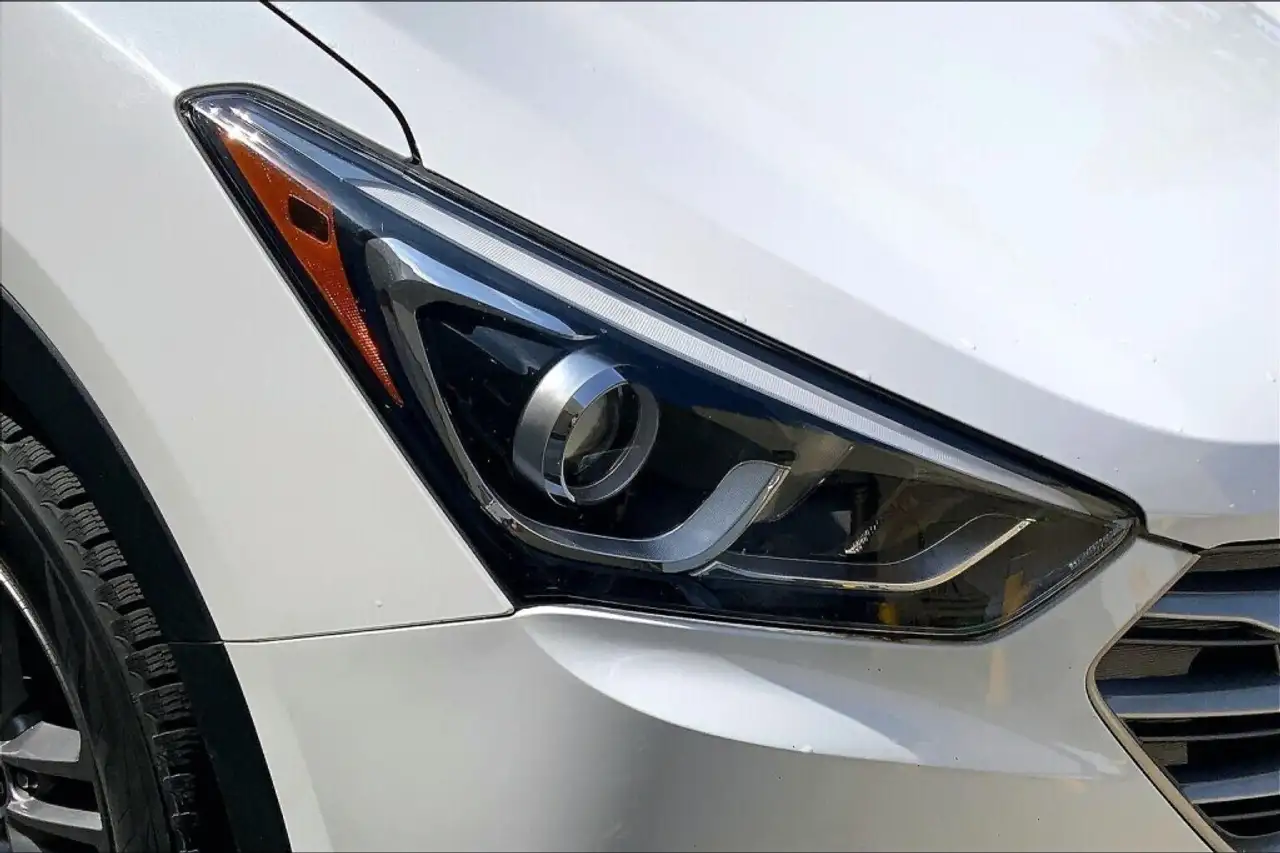 Hyundai SANTA FE снимка Hyundai SANTA FE