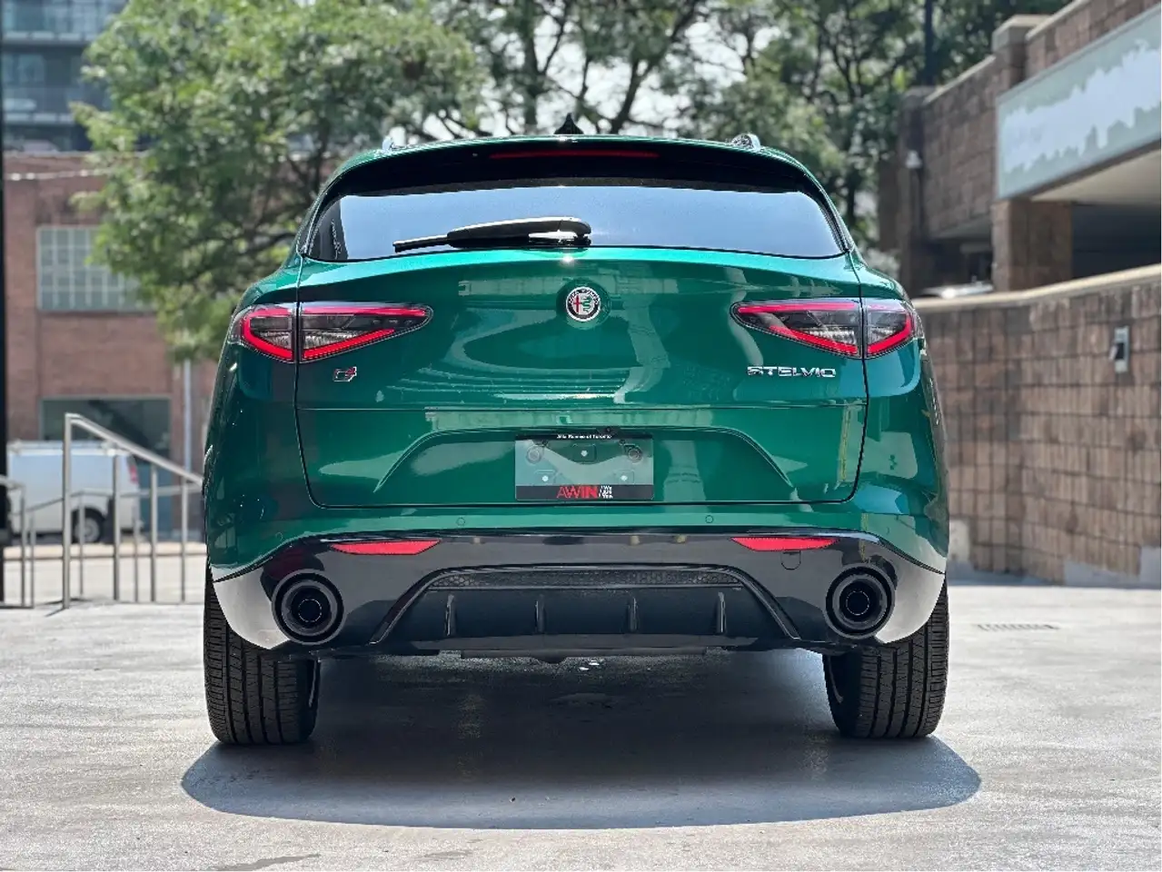 Alfa Romeo Stelvio снимка Alfa Romeo Stelvio