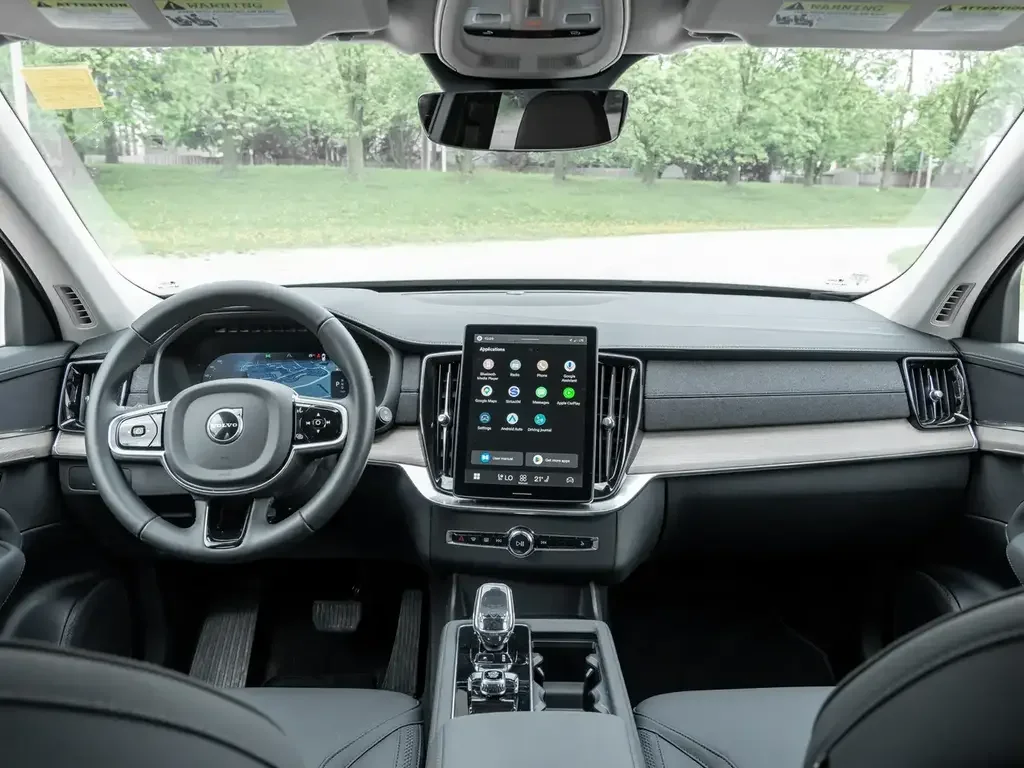 Volvo XC90 photo Volvo XC90