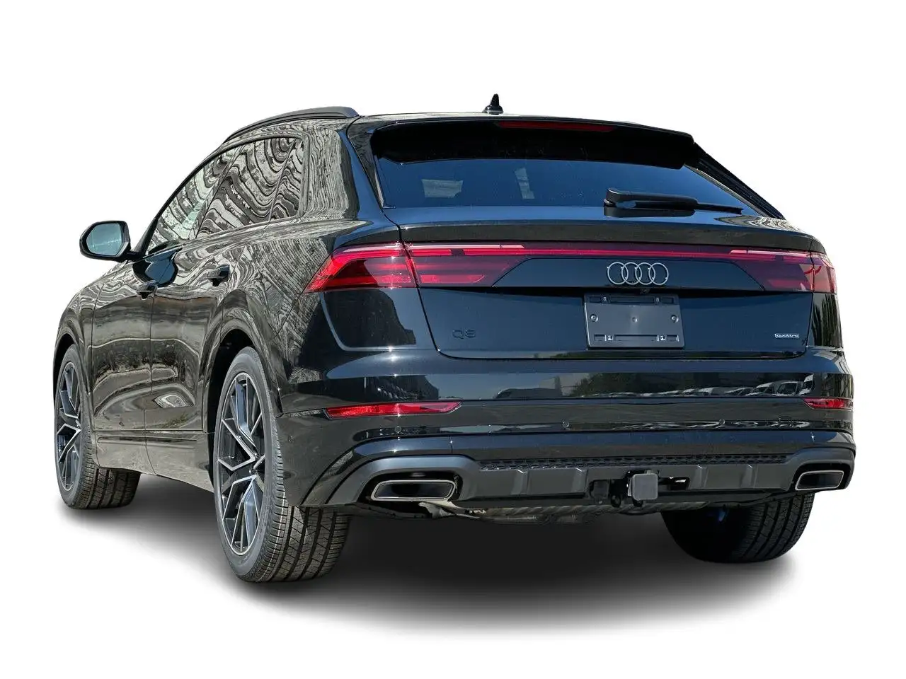 Audi Q8 снимка Audi Q8