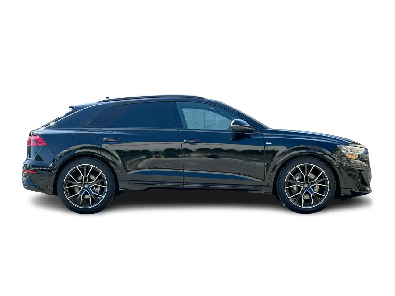 Audi Q8 снимка Audi Q8