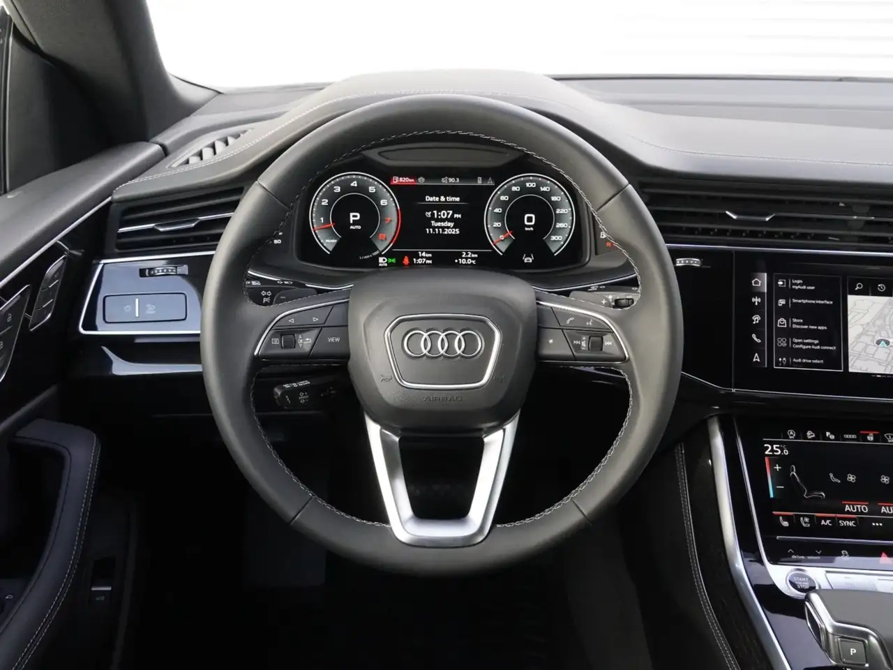 Audi Q8 fotografie Audi Q8