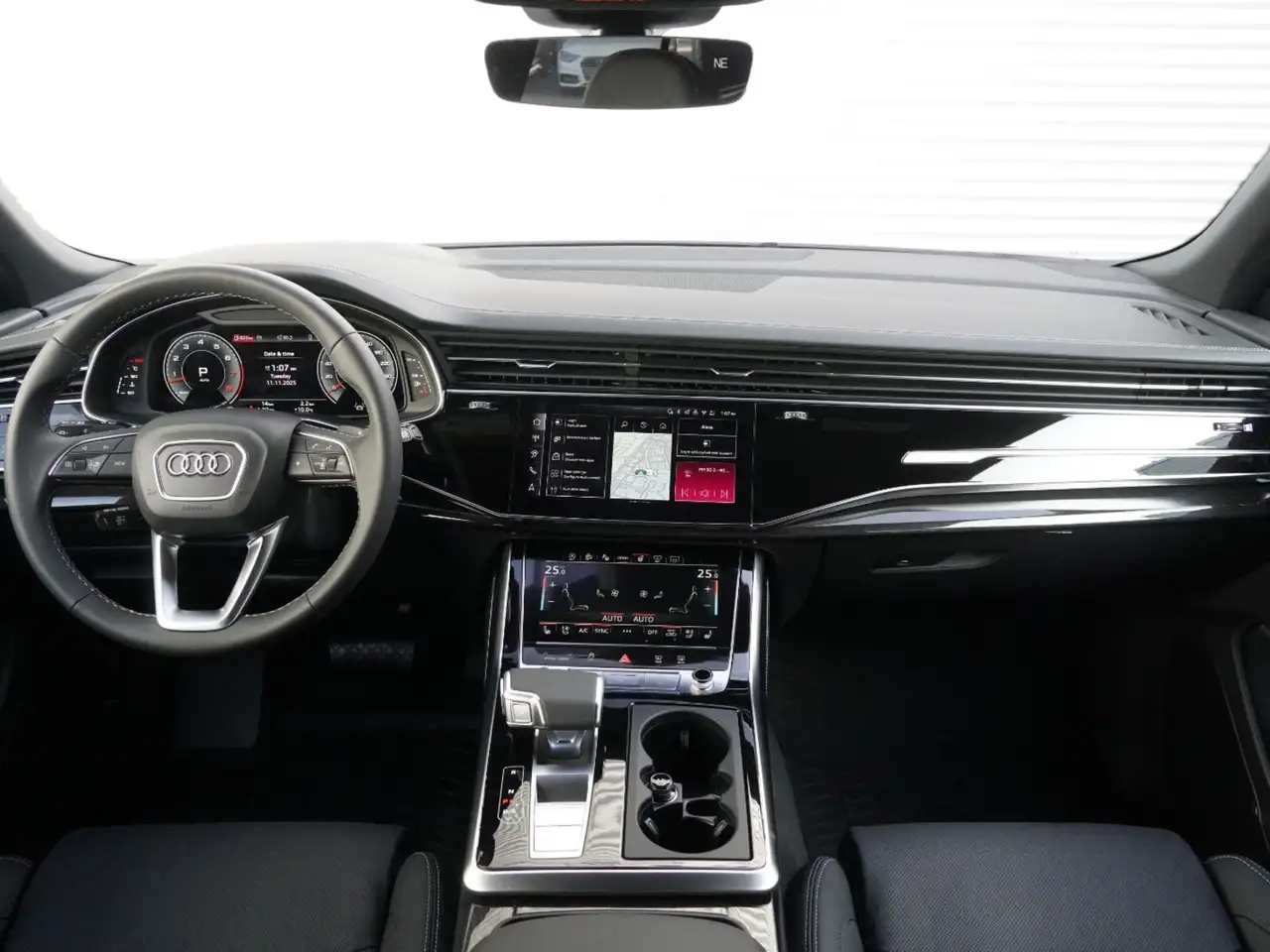 Audi Q8 fotografie Audi Q8