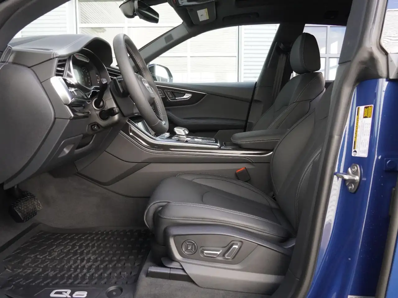 Audi Q8 fotografie Audi Q8