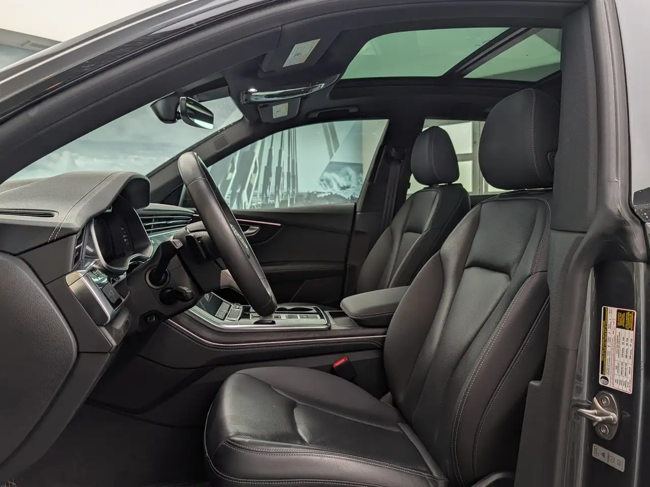 Audi Q8 photo Audi Q8
