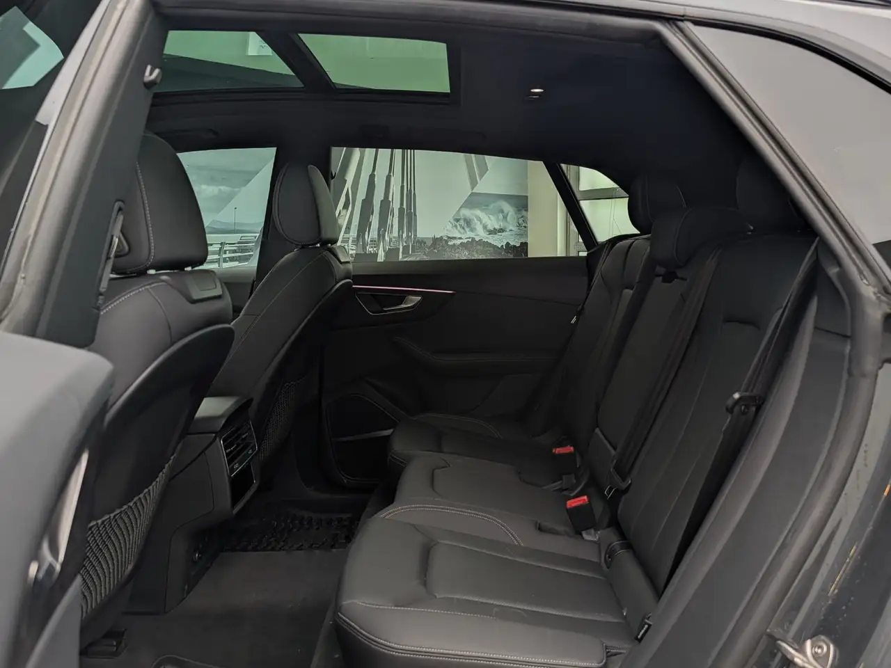 Audi Q8 photo Audi Q8