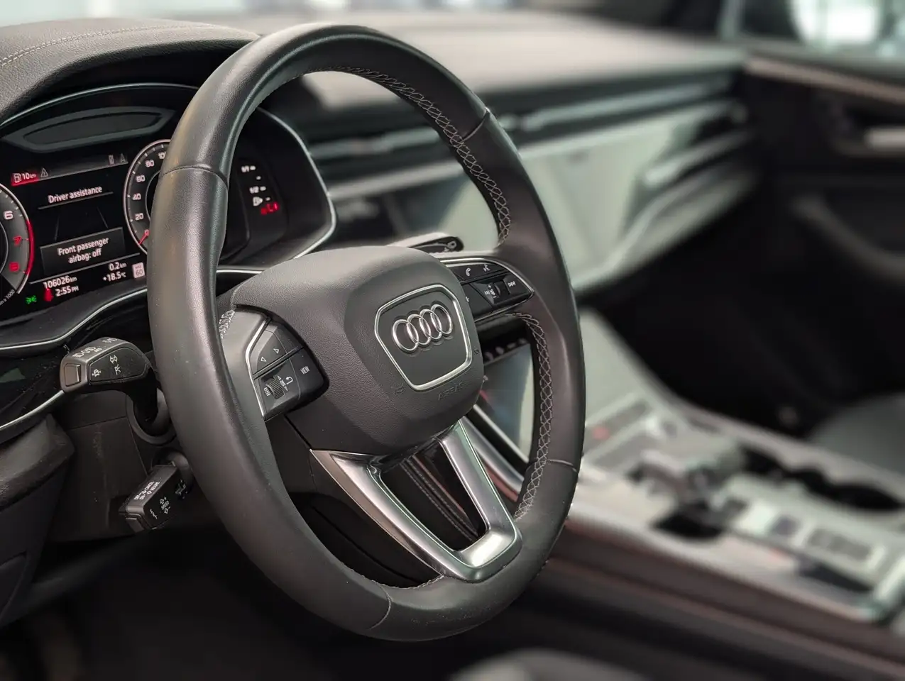 Audi Q8 photo Audi Q8