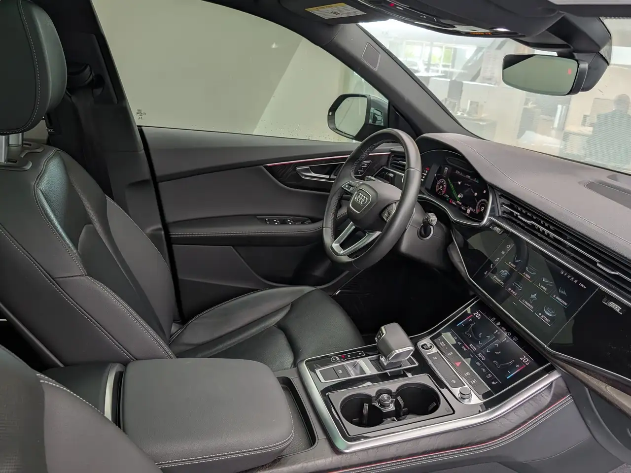 Audi Q8 photo Audi Q8