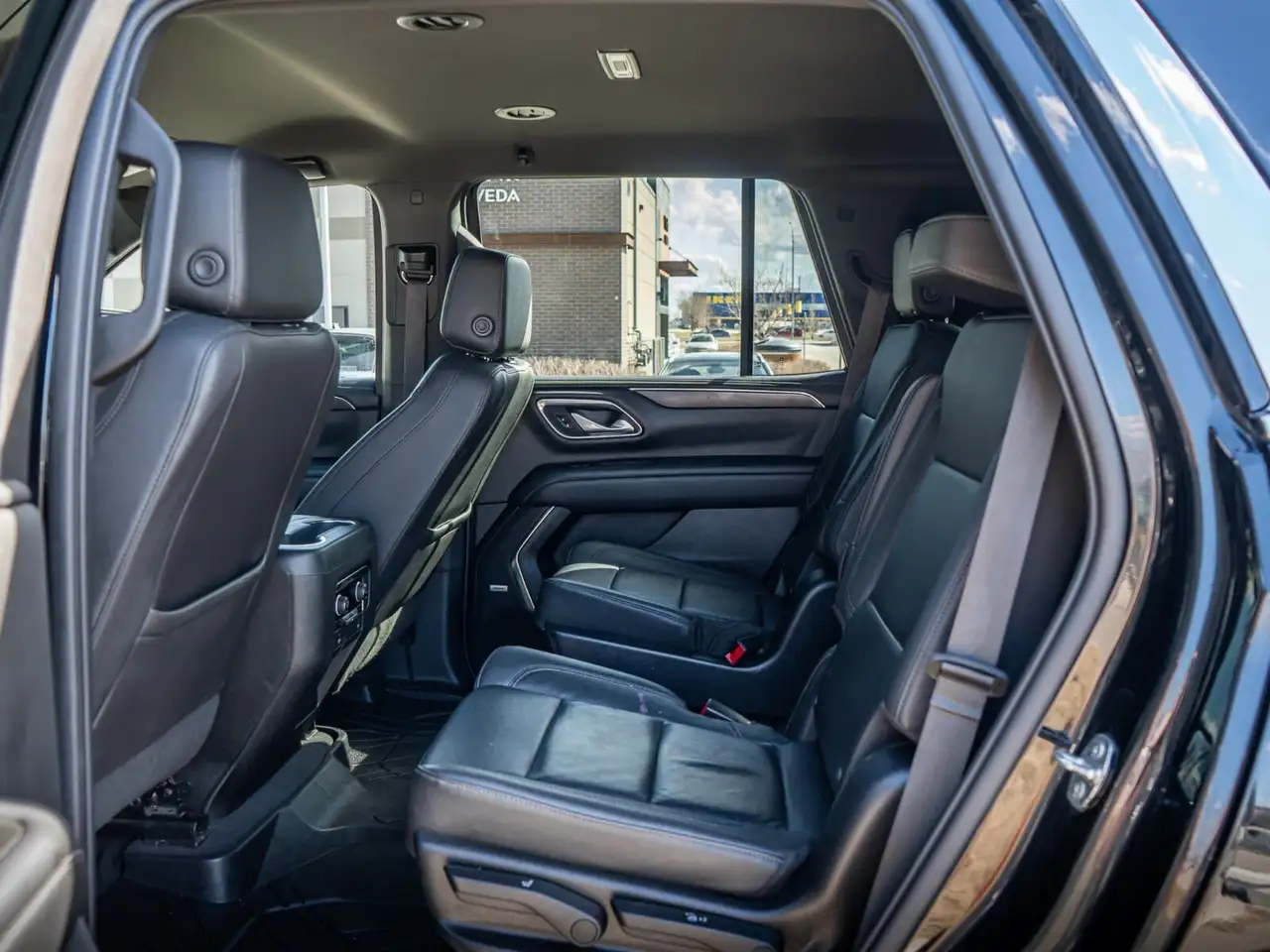 Chevrolet Tahoe снимка Chevrolet Tahoe