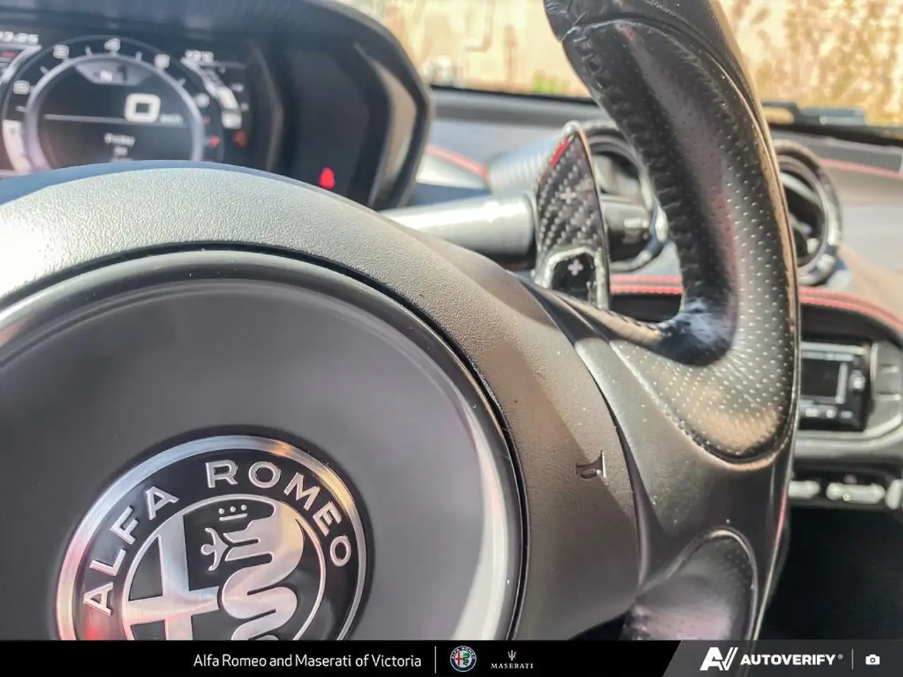 Alfa Romeo 4C photo Alfa Romeo 4C