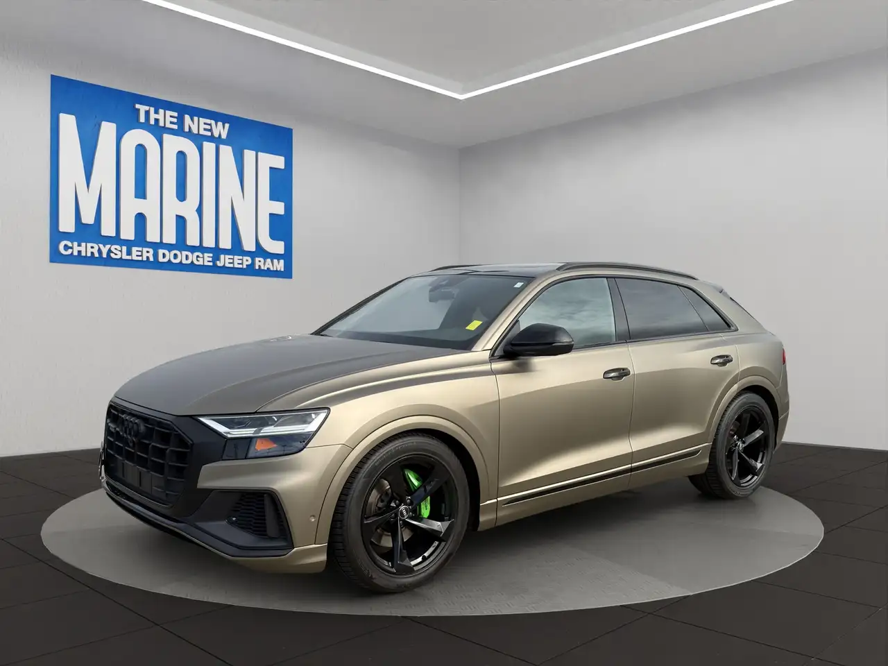Audi Q8 снимка Audi Q8