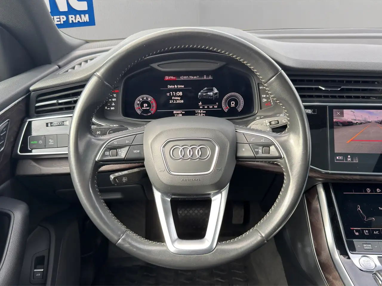 Audi Q8 снимка Audi Q8