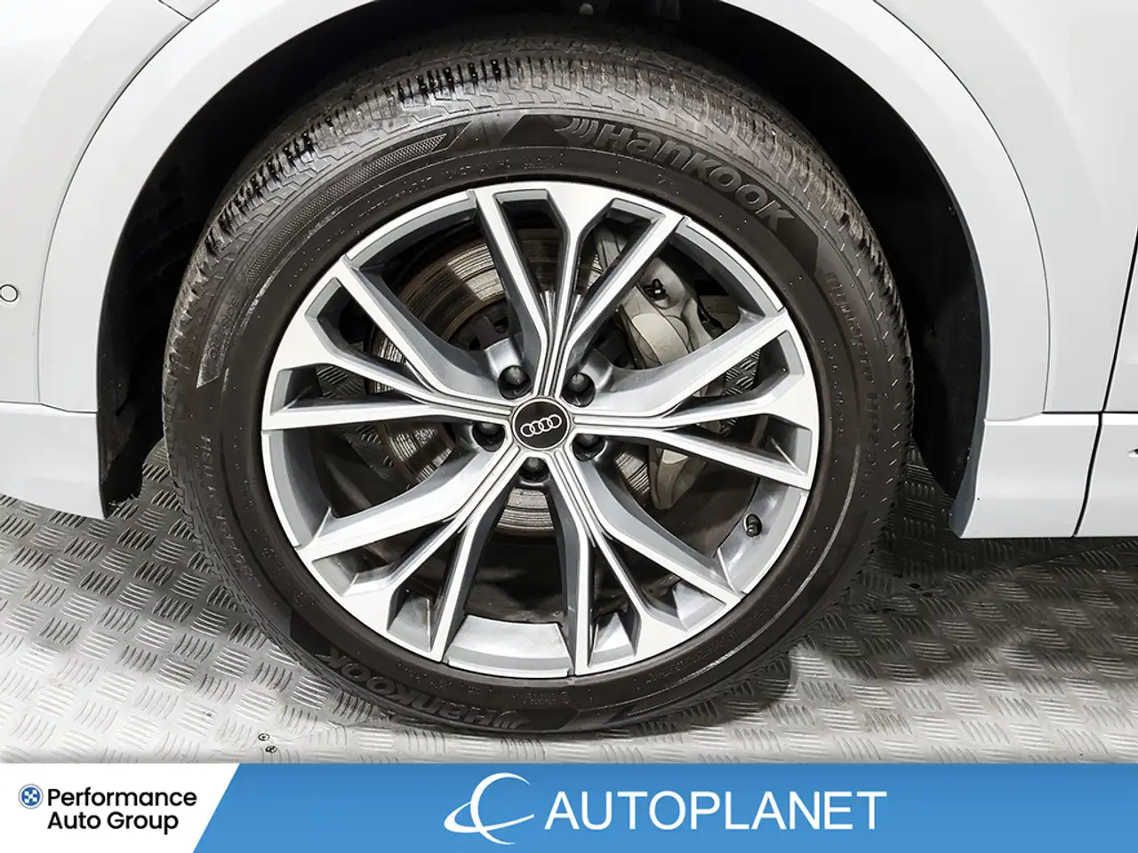 Audi Q8 photo Audi Q8