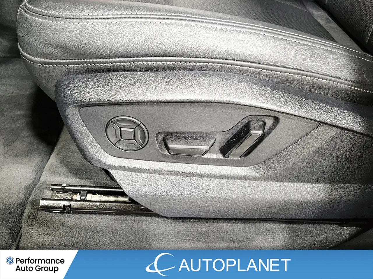 Audi Q8 photo Audi Q8